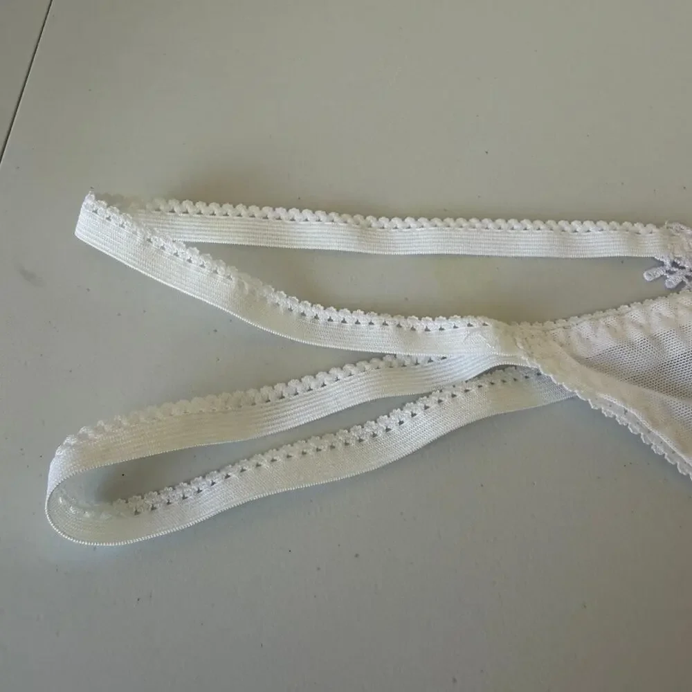 Seven 'til Midnight White Mesh & Floral Open Crotch Plus Thong Size 3X/4X NEW - Picture 3 of 9